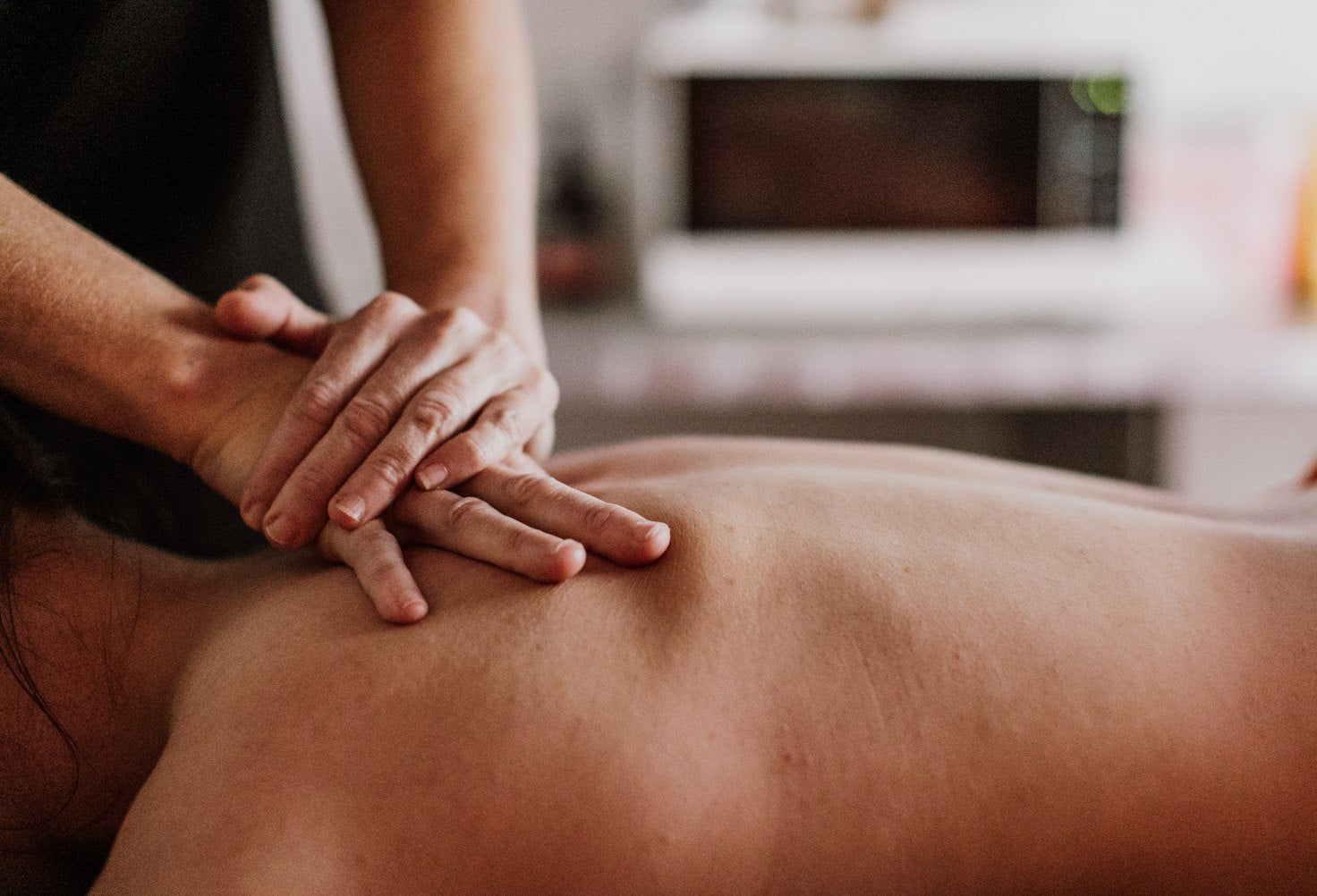 Clinical remedial treatment at No More Knots
